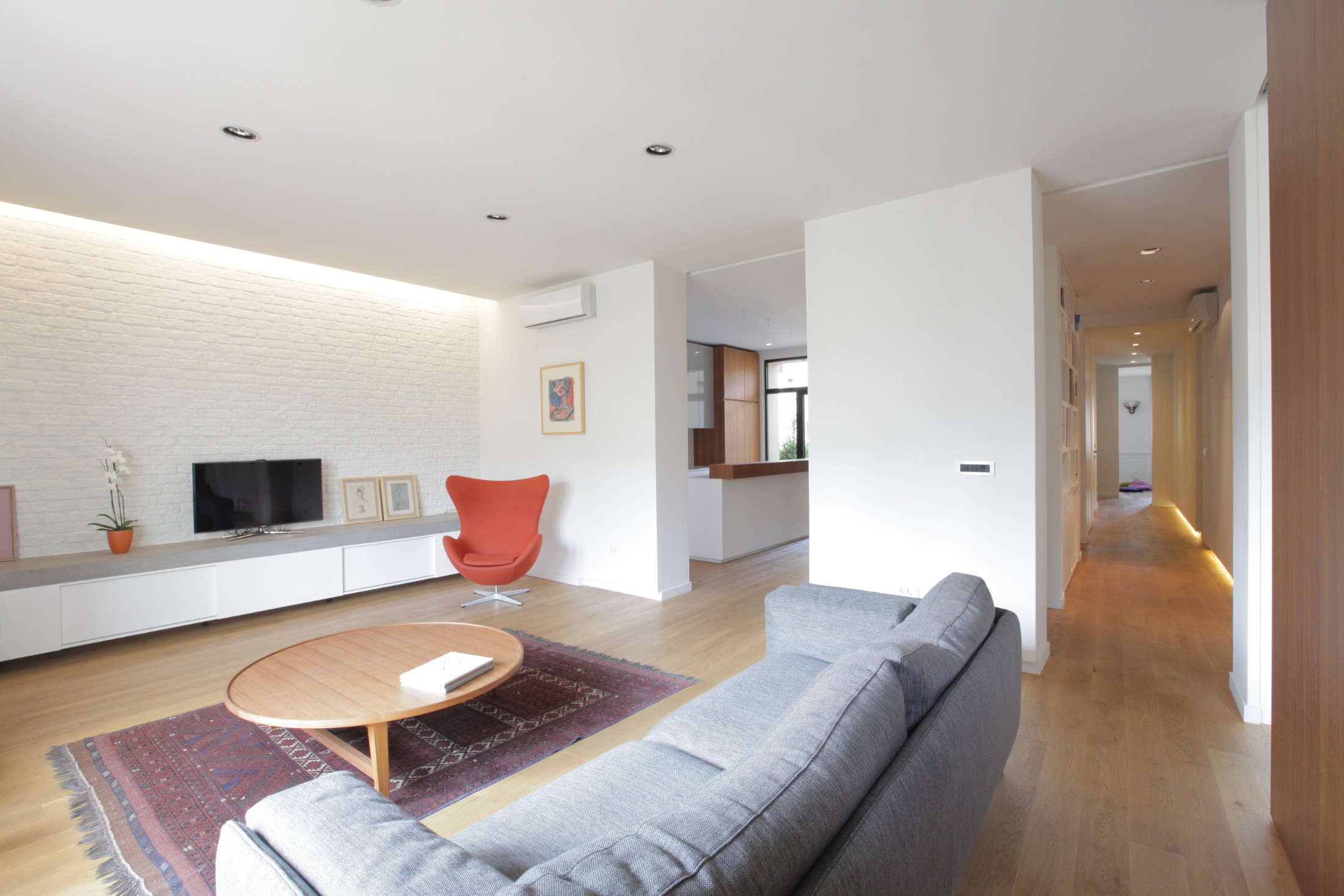 Apartment S&M